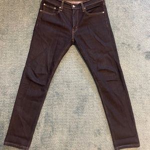 Dark Blue Levi's 512's 32x32